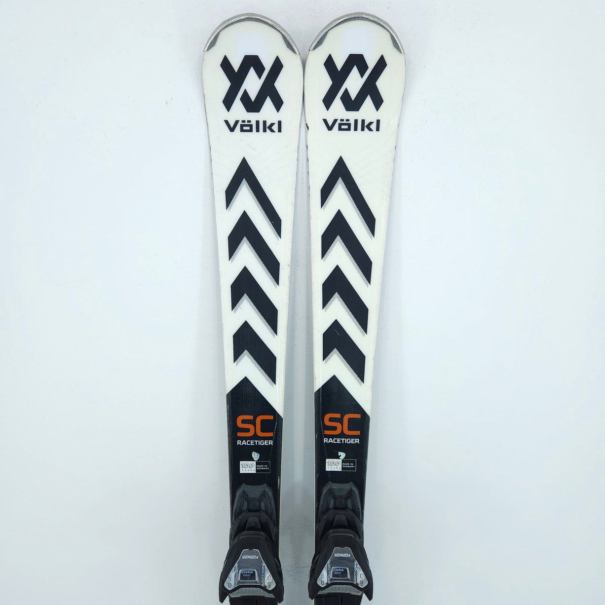 Schiuri sh Volkl Racetiger SC, 148 cm