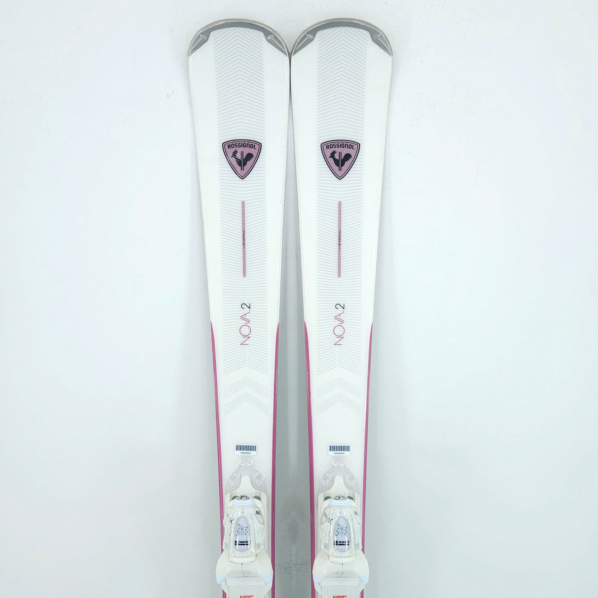 Schiuri sh Rossignol Nova 2, 146 cm.