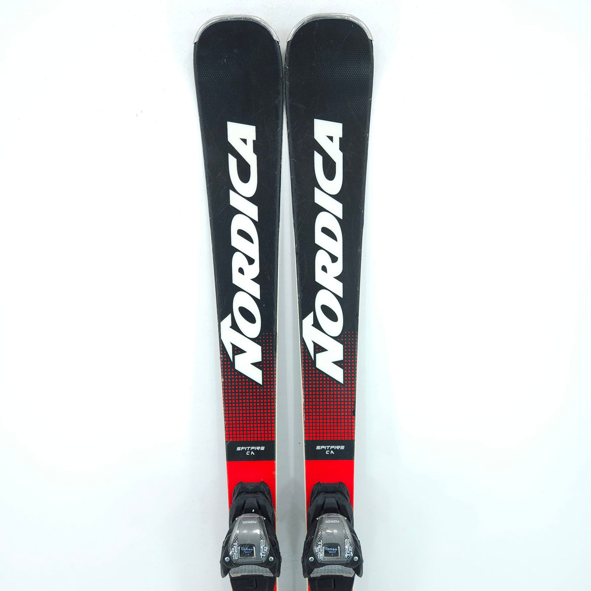 Schiuri sh Nordica Spitfire CA, 150 cm