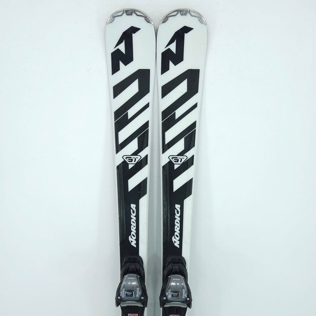 Schiuri sh Nordica GT 74, 152 cm