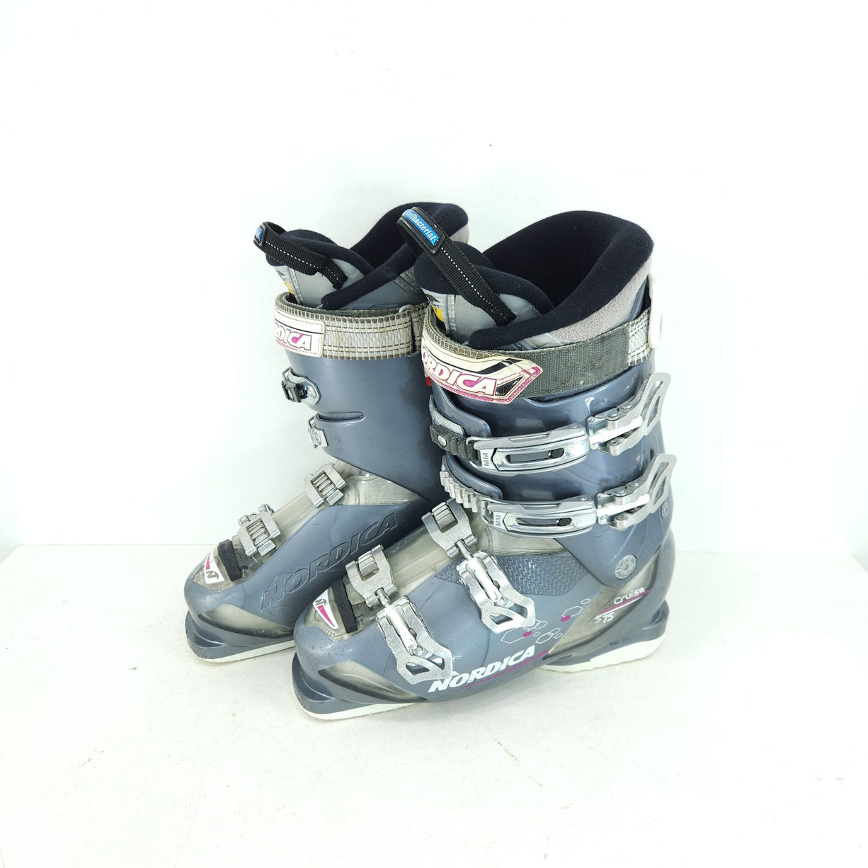 Clapari ski sh Nordica Cruise 75, marime 39 Eu, 25.5 mondo — vedere 1 din 4