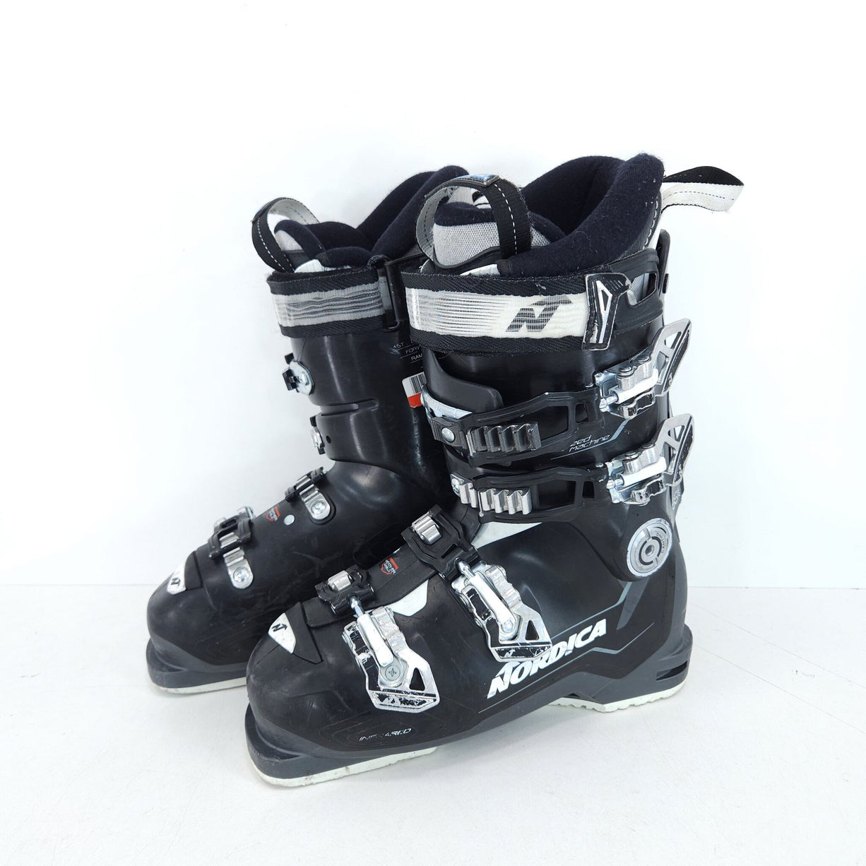 Clapari ski sh Nordica Speed Machine 95, marime 37 Eu, 24 mondo — vedere 1 din 4