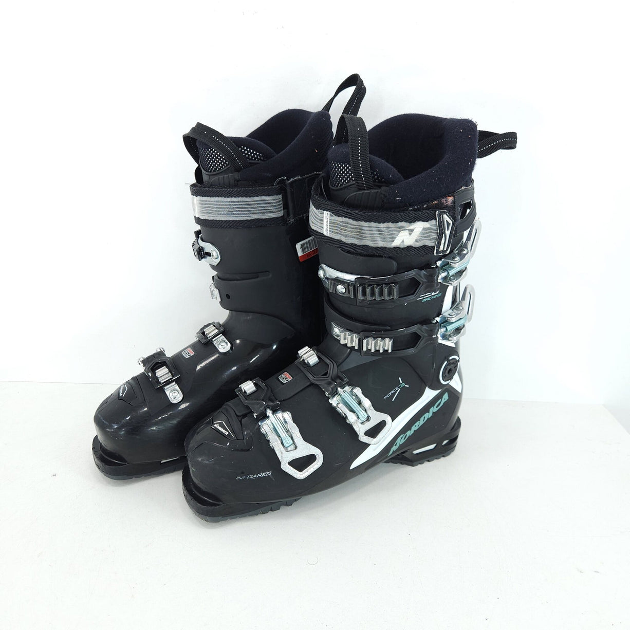 Clapari ski sh Nordica Speed Machine 95, marime 41 Eu, 26.5 mondo — vedere 1 din 4