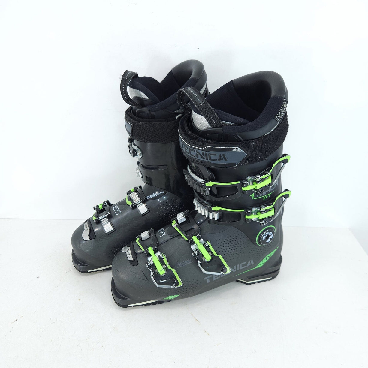 Clapari ski sh Tecnica Mach 1 HV 100, marime 41 Eu, 26.5 Mondo — vedere 1 din 4