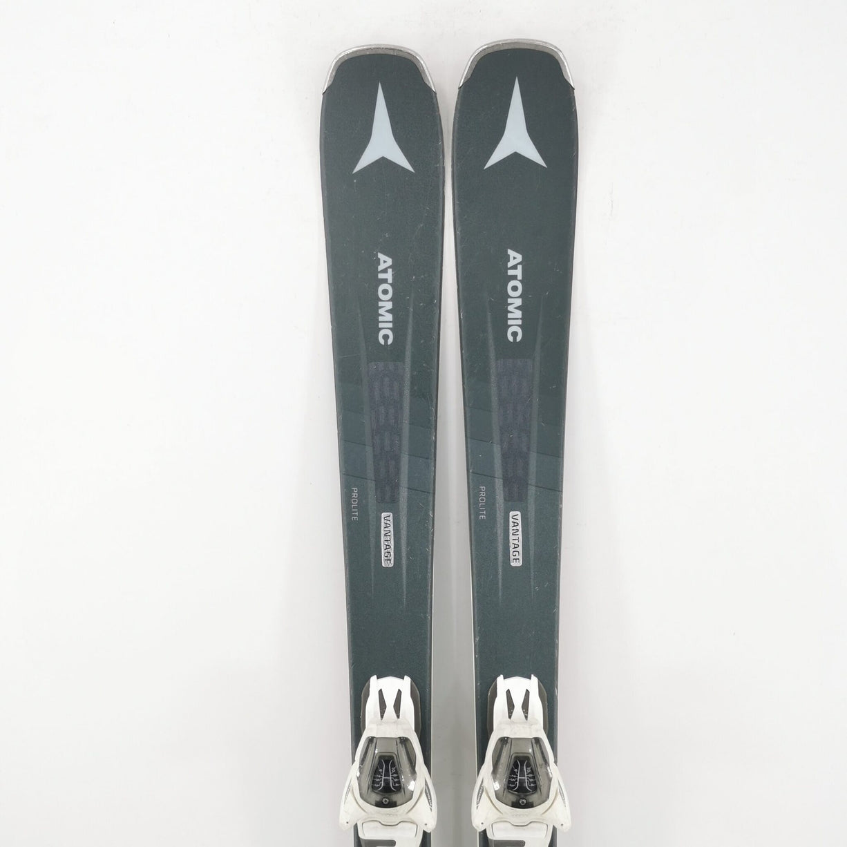 Schiuri sh Atomic Vantage 77 Ti, 142 cm — vedere 1 din 4