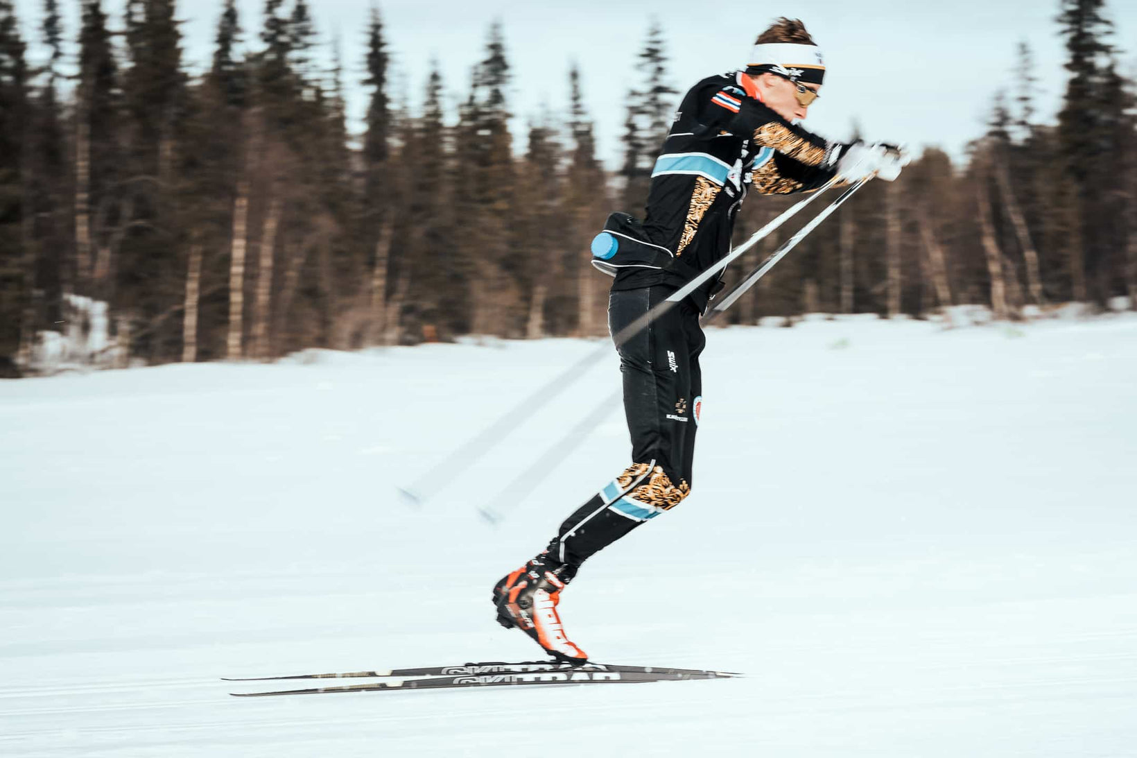 4 exerciții fizice care te ajută să fii în formă pentru ski și snowboard