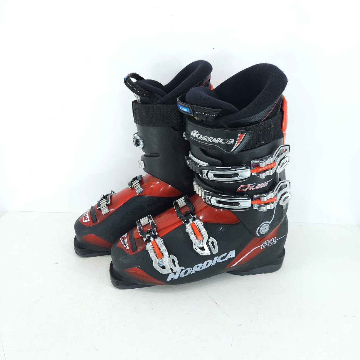 Clapari ski sh Nordica Cruise 80, marime 42.5 Eu, 27.5 mondo — vedere 1 din 4