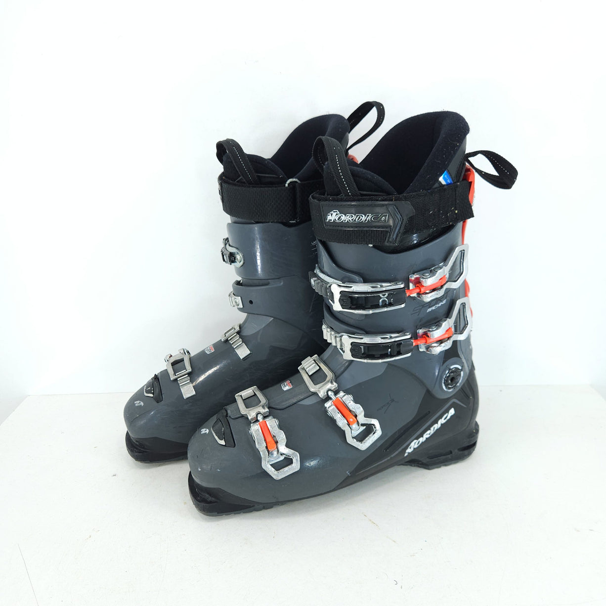 Clapari ski sh Nordica Sportmachine 90 R, marime 44.5 Eu, 29.5 mondo — vedere 1 din 4