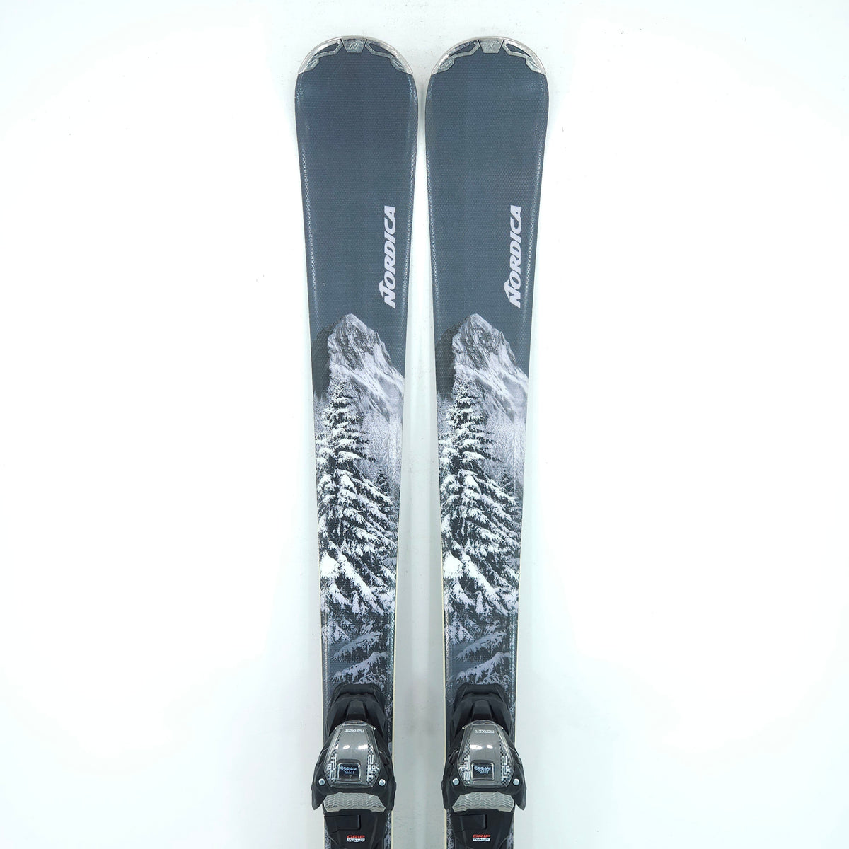 Schiuri sh Nordica Wild Belle 74, 162 cm