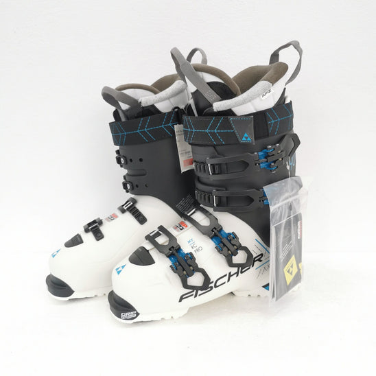 Clapari ski noi Fischer RC Pro 90, marime 40-41 Eu, 26.5 Mondo — vedere 1 din 4