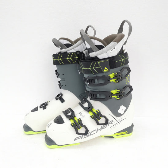 Clapari ski noi Fischer RC Pro 90, marime 40-41 Eu, 26.5 Mondo — vedere 1 din 4