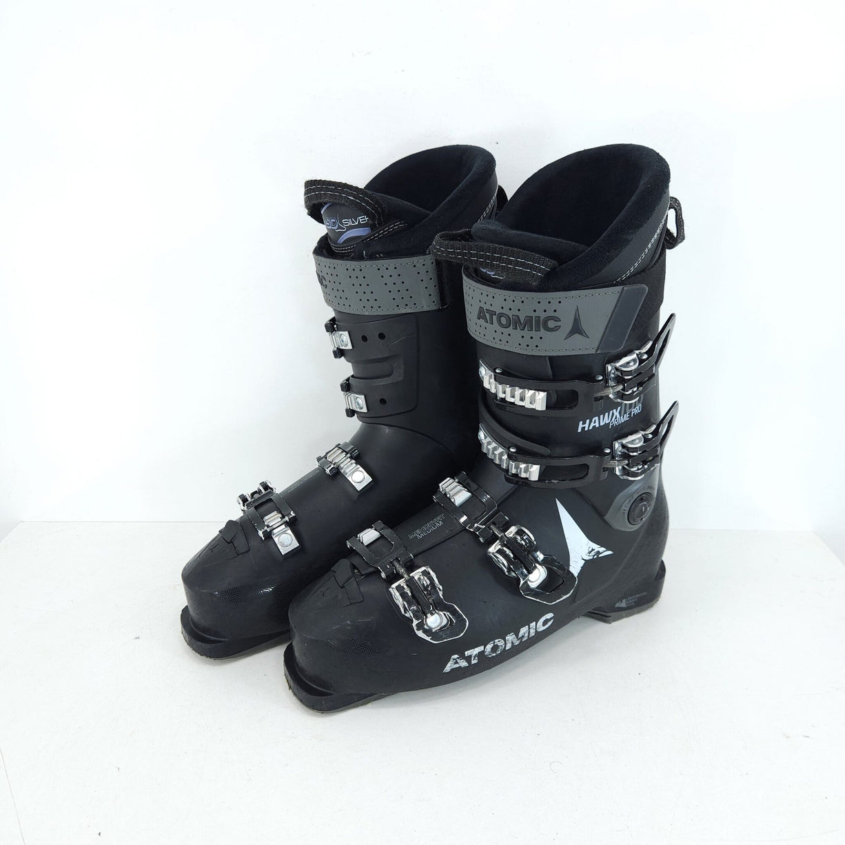 Clapari ski sh Atomic Hawx Prime Pro R100, marime 44-44,5 Eu, 29-29,5 Mondo — vedere 1 din 4
