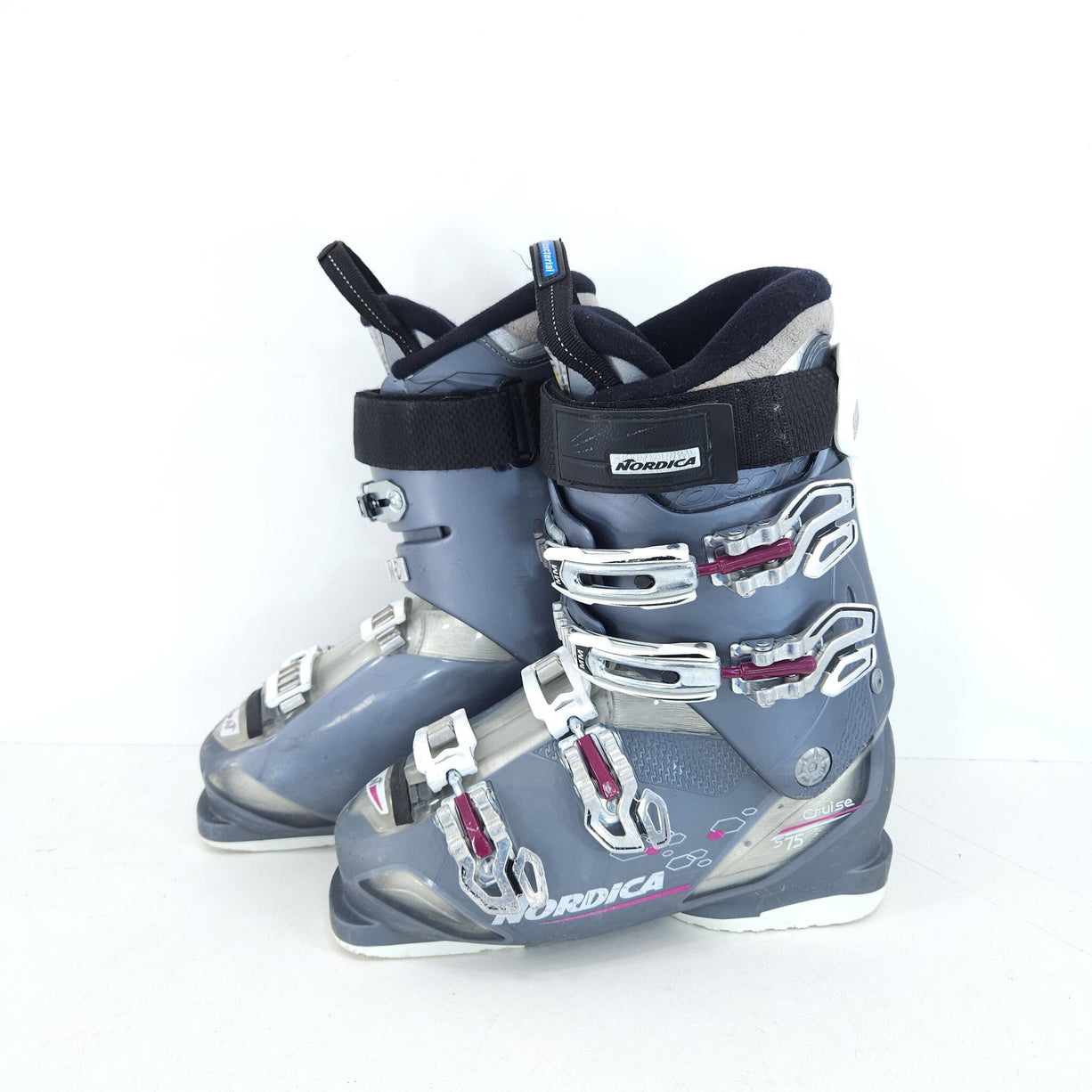 Clapari ski sh Nordica Cruise 75, marime 37.5 Eu, 24.5 mondo — vedere 1 din 4