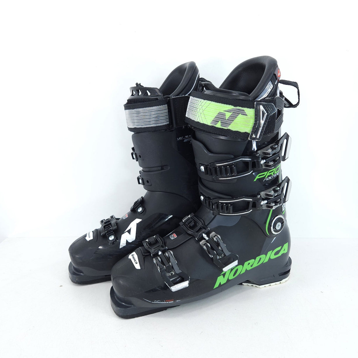 Clapari ski sh Nordica Pro Machine 120, marime 42 Eu, 27 mondo — vedere 1 din 4