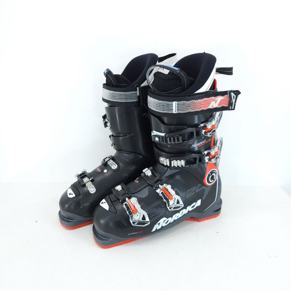 Clapari ski sh Nordica Speed Machine 110, marime 41 Eu, 26.5 mondo — vedere 1 din 4