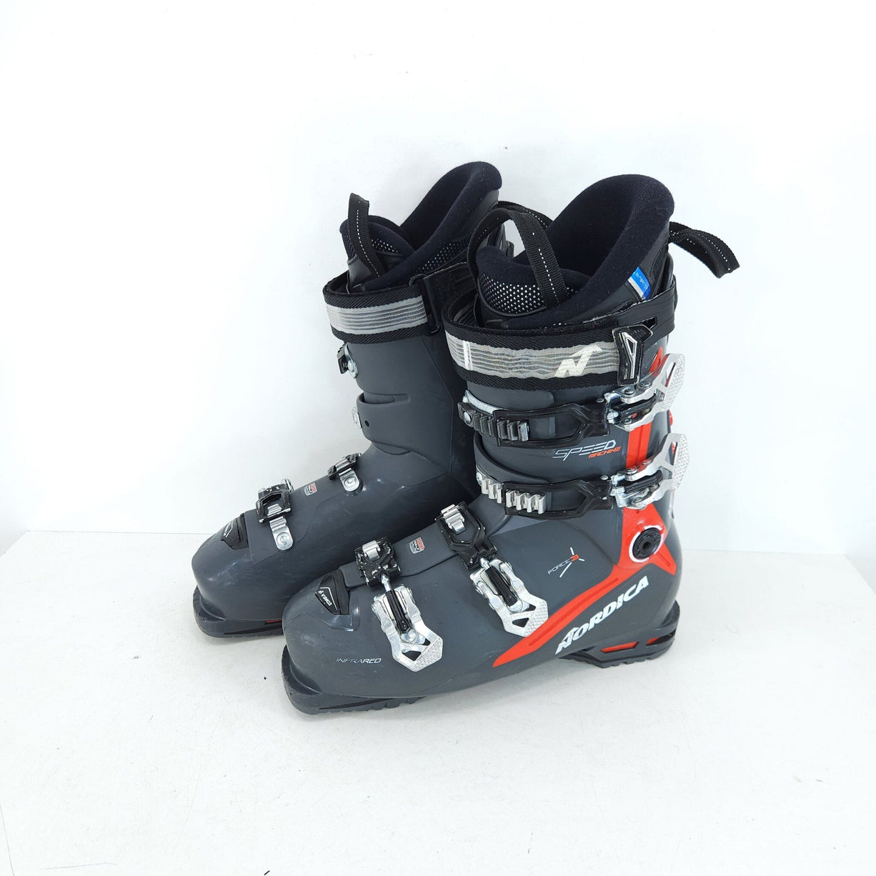 Clapari ski sh Nordica Speedmachine 110 R, marime 42.5 Eu, 27.5 mondo — vedere 1 din 4