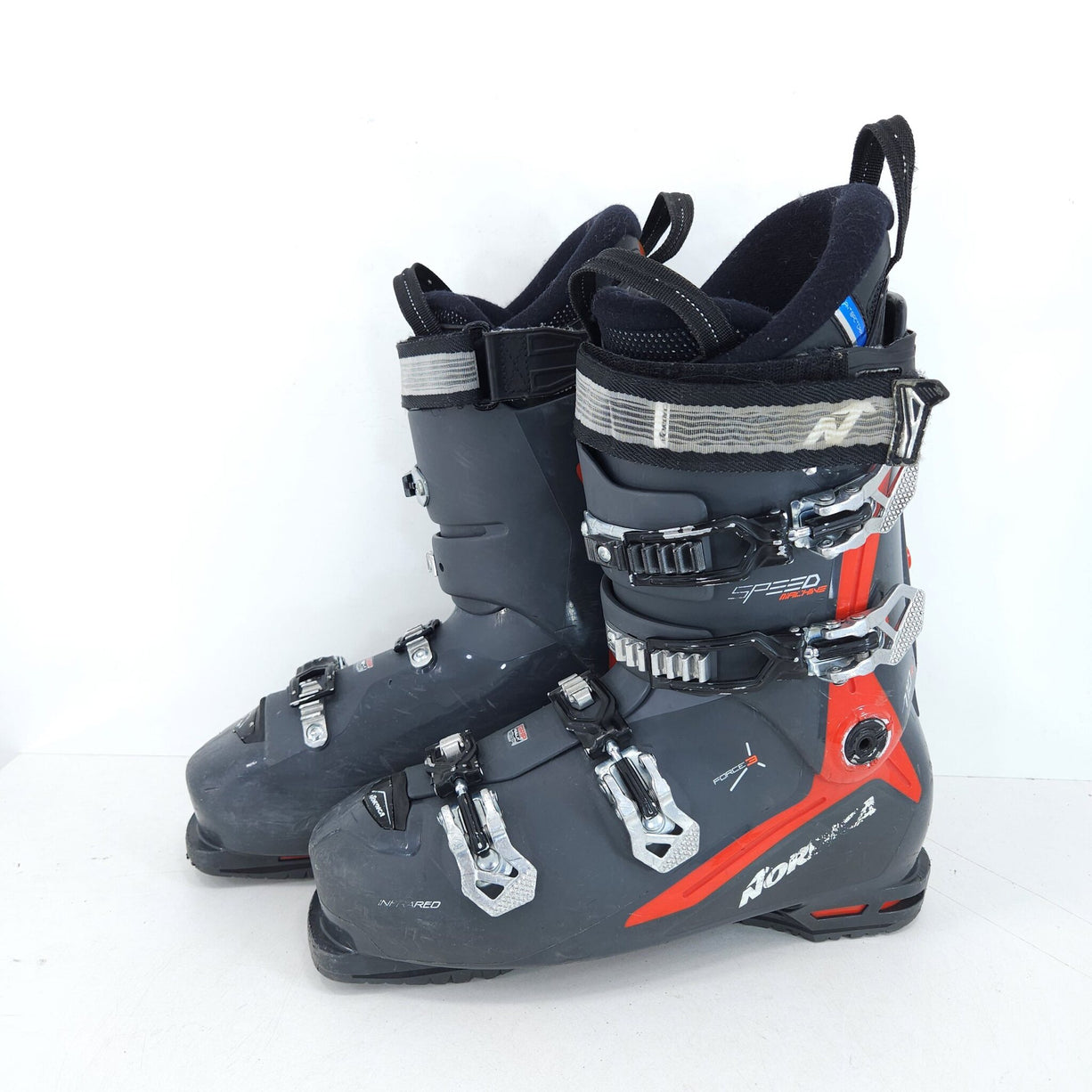 Clapari ski sh Nordica Speedmachine 110 R, marime 44.5 Eu, 29.5 mondo — vedere 1 din 4