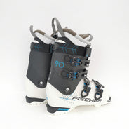 Clapari ski noi Fischer RC Pro 90, marime 37-37.5 Eu, 24.5 Mondo — vedere 3 din 4