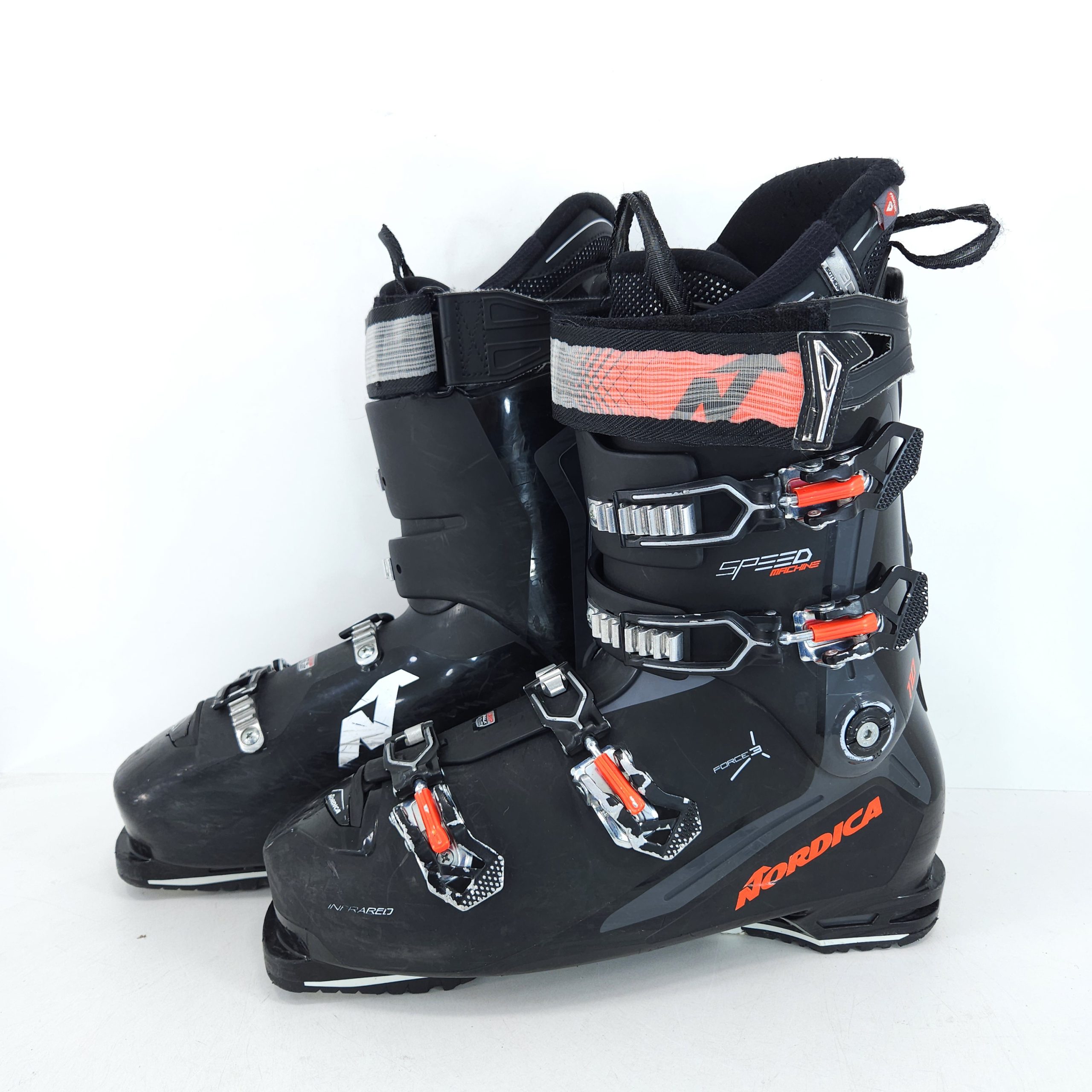 20251111_182213 Clapari ski sh Nordica Speedmachine 110, marime 45 Eu, 30 Mondo - imagine 1