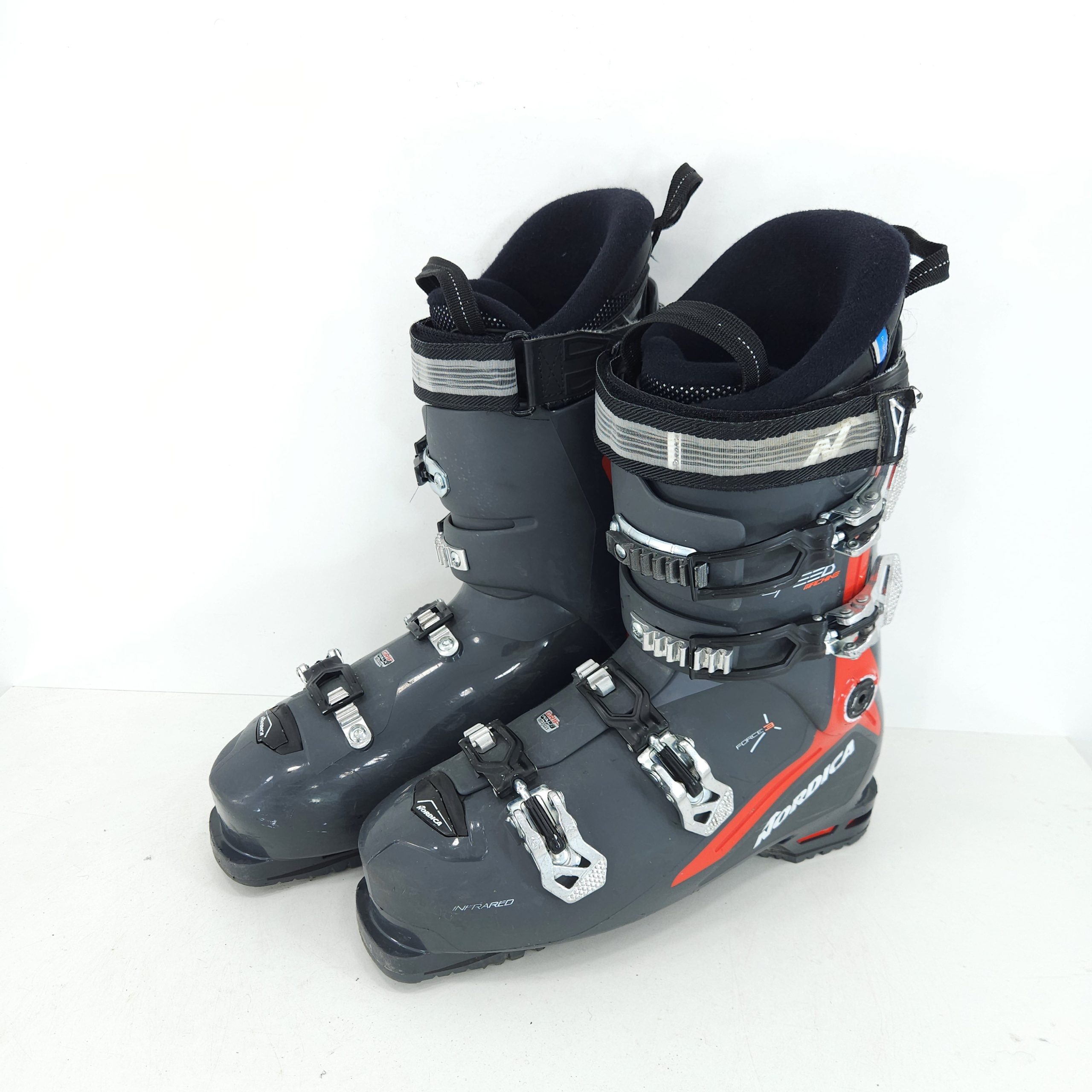 20260711_181701 Clapari ski sh Nordica Speedmachine 110 R, marime 44.5 Eu, 29.5 mondo - imagine 1